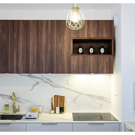 Entre Paris Et Le Chateau De Versailles - Parking Apartment