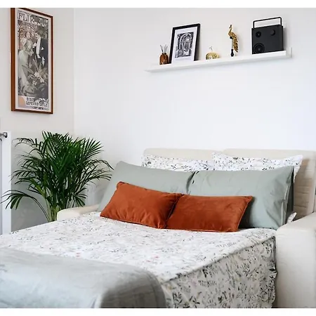Entre Paris Et Le Chateau De Versailles - Parking Apartment Rueil-Malmaison
