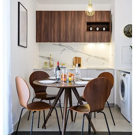 Entre Paris Et Le Chateau De Versailles - Parking Apartment *